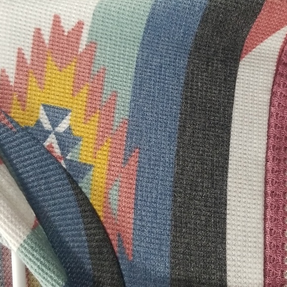 NWT 7th Ray Aztec Hoodie. XL - Picture 3 of 4